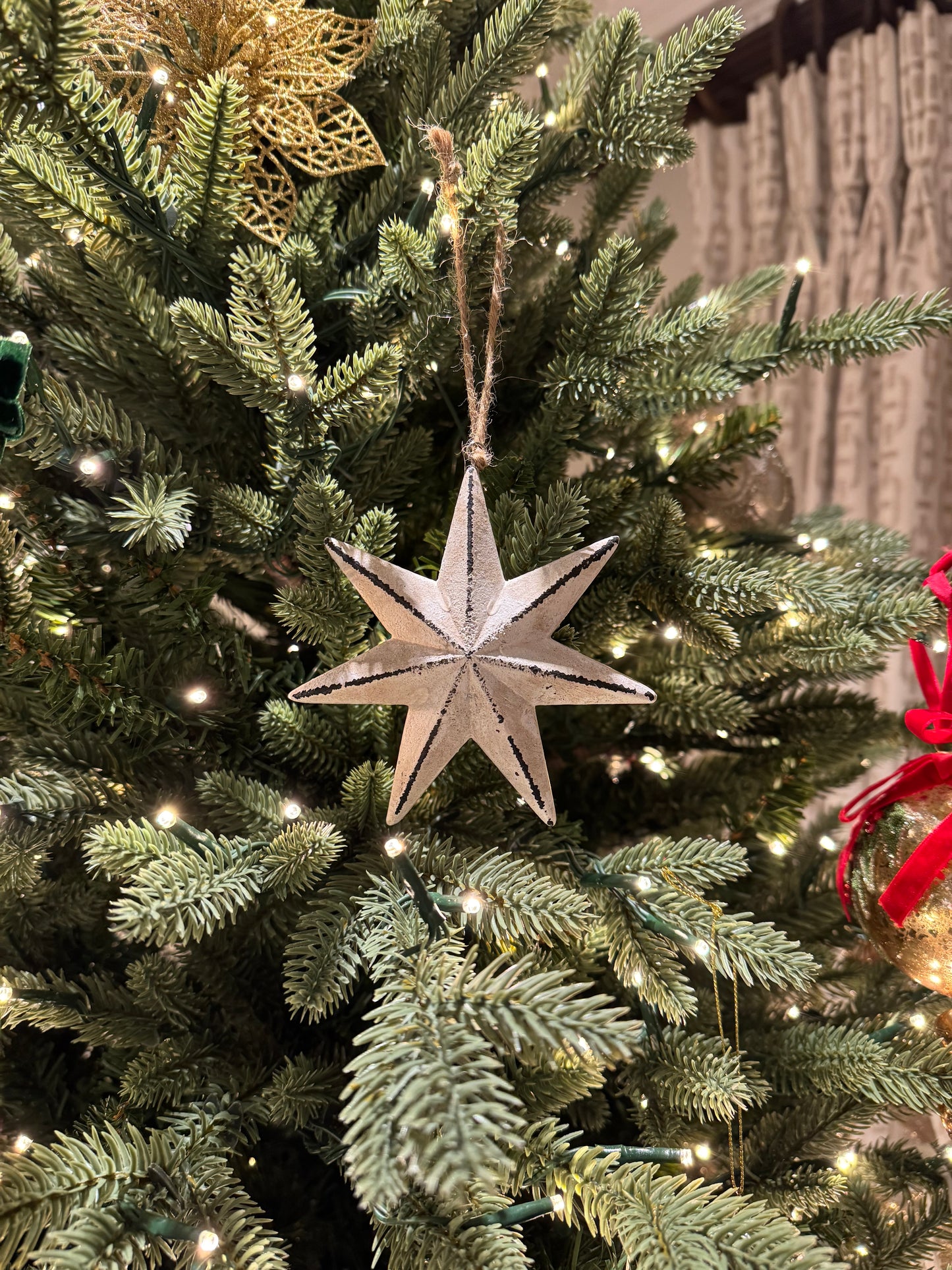 Wooden Star Bauble in White