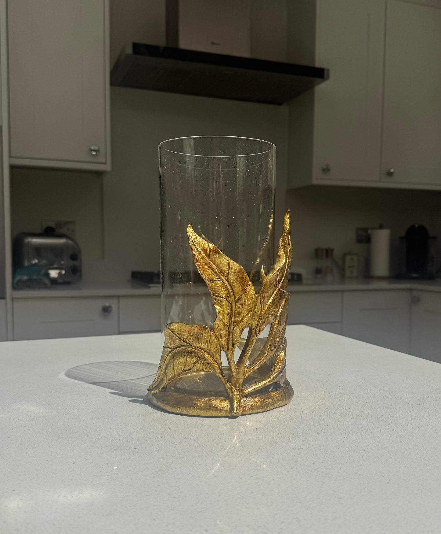 Leaf Candle Holder in Gold