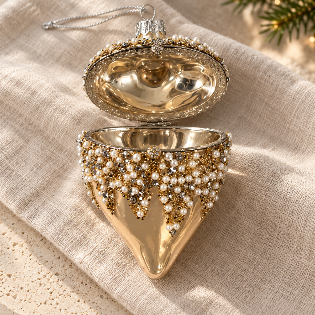 Gold Pearl Hinged Heart Glass Christmas Bauble – 9cm
