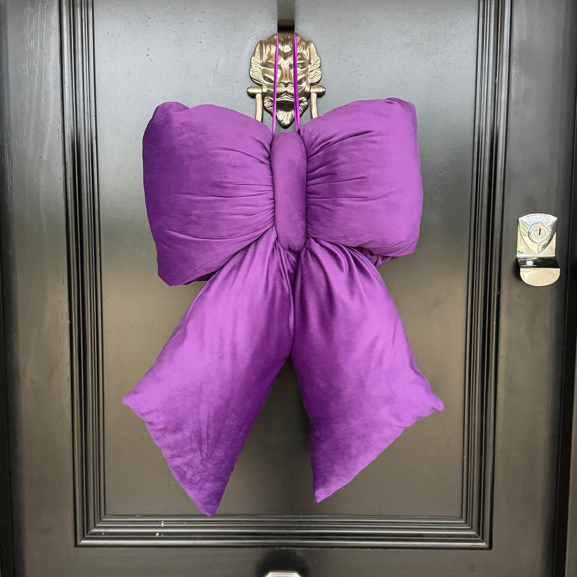 Elegant Plush Bow in Purple – Extra Large, Large, Medium – Large (35cm)
