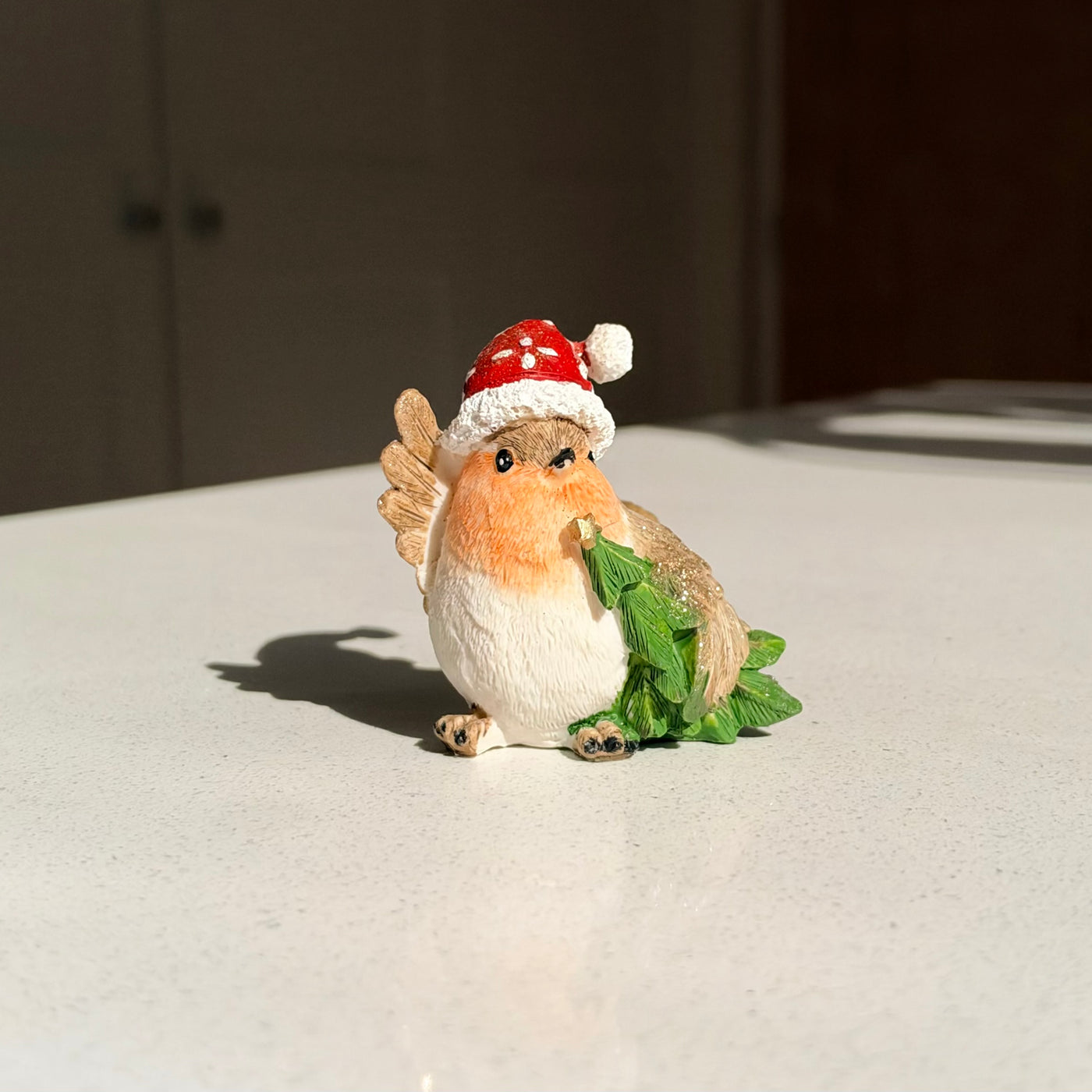 The Woodland Robin – Resin Robin with Christmas Tree Ornament, 7cm
