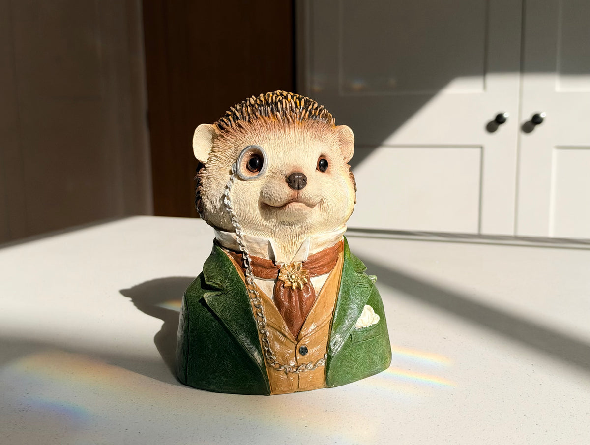 Sir Bramble – Dapper Resin Hedgehog Bust Ornament, 18cm