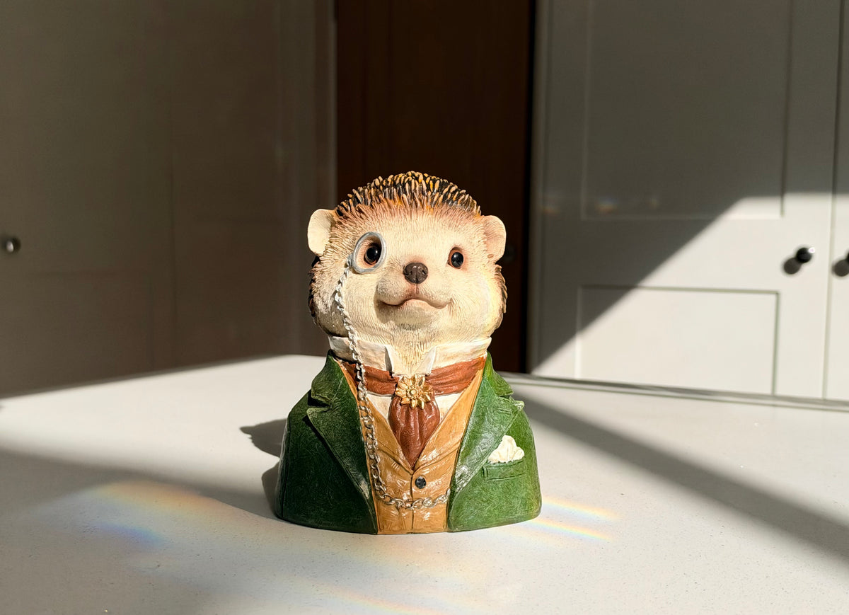 Sir Bramble – Dapper Resin Hedgehog Bust Ornament, 18cm