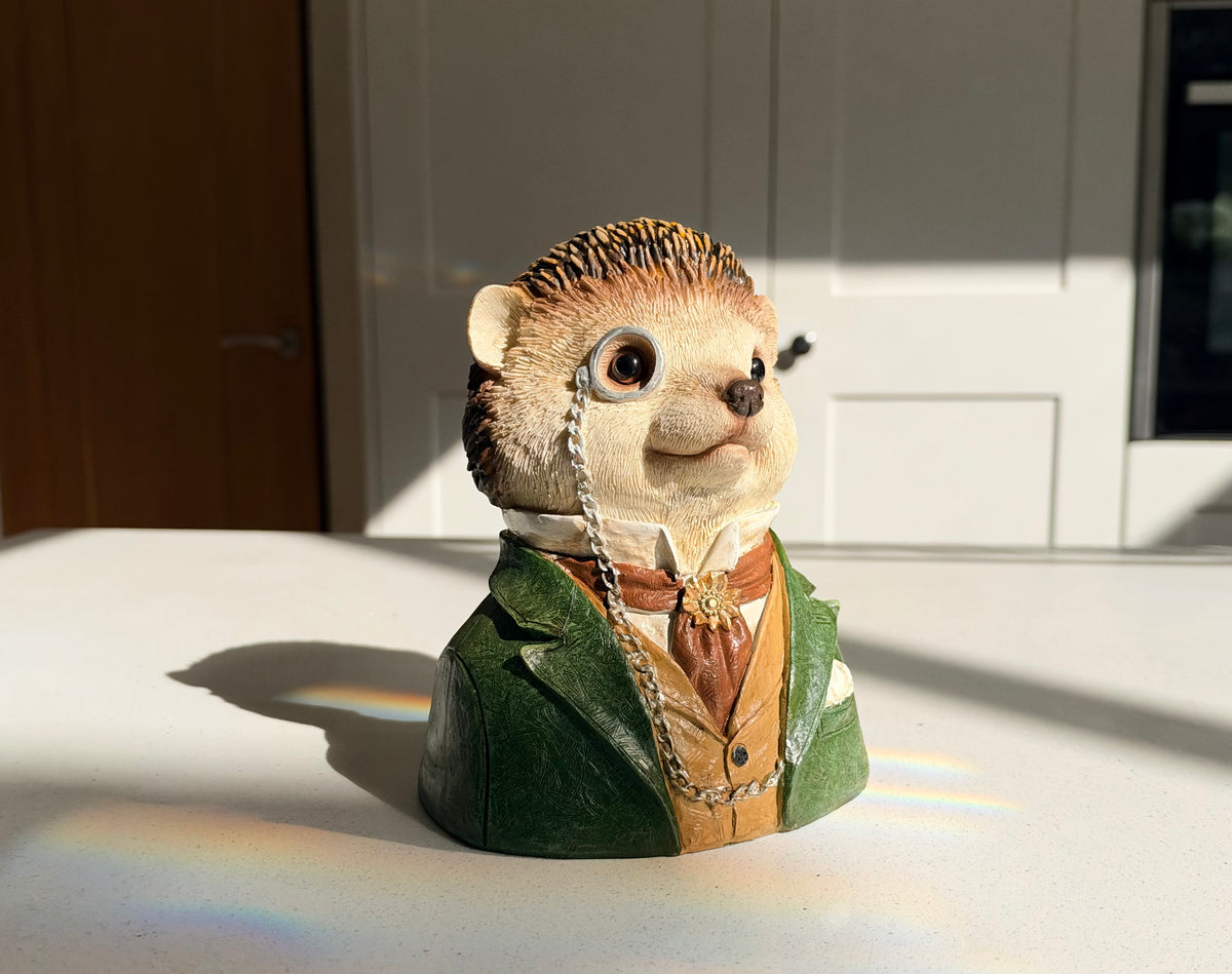 Sir Bramble – Dapper Resin Hedgehog Bust Ornament, 18cm
