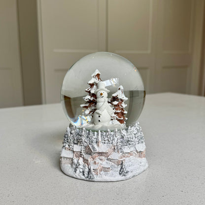 Snowman Snow Globe with Snowy Townscape Base – 14cm