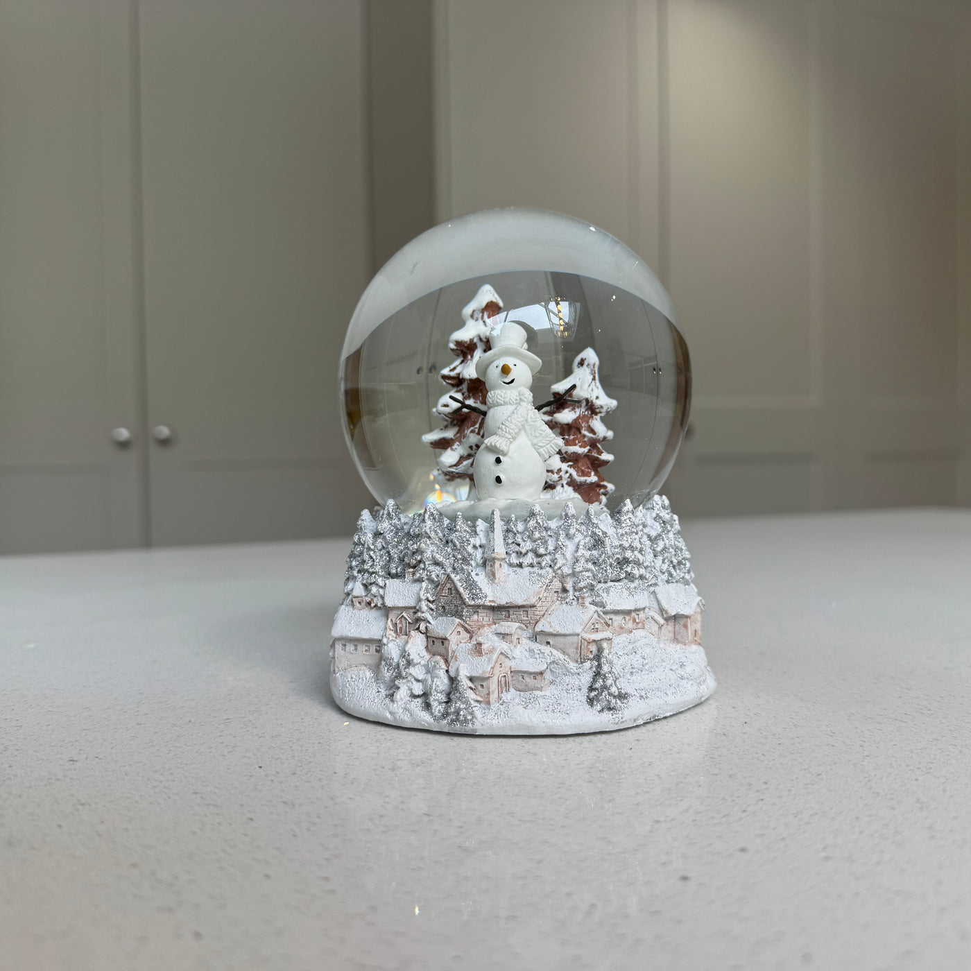Snowman Snow Globe with Snowy Townscape Base – 14cm