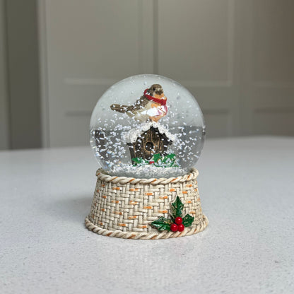 Mini Robin & Birdhouse Christmas Snow Globe – 8.5cm