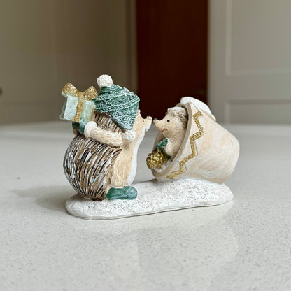 Festive Hedgehog Gift-Giving Christmas Ornament – 12cm
