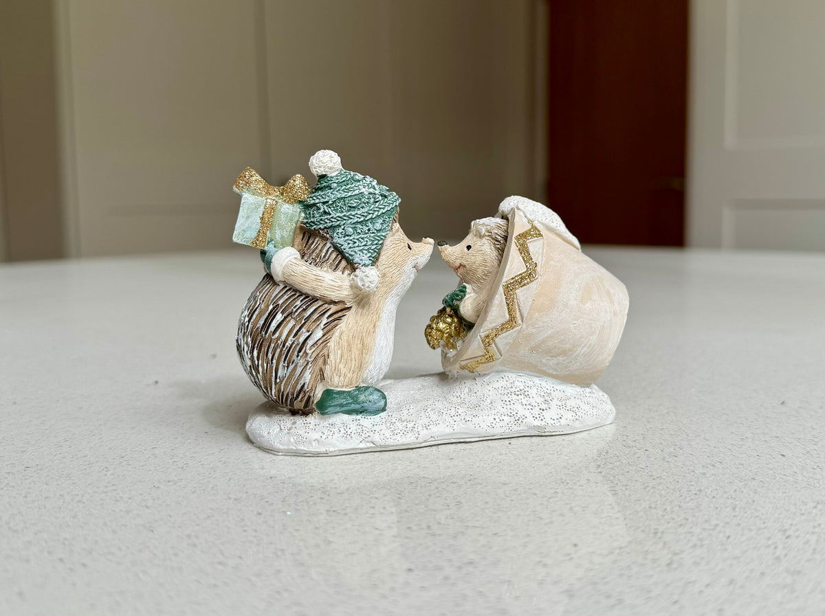 Festive Hedgehog Gift-Giving Christmas Ornament – 12cm