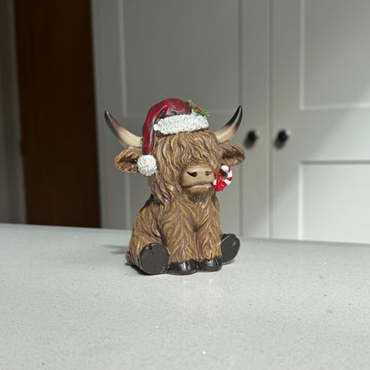 Festive Highland Cow Ornament with Candy Cane – 11cm