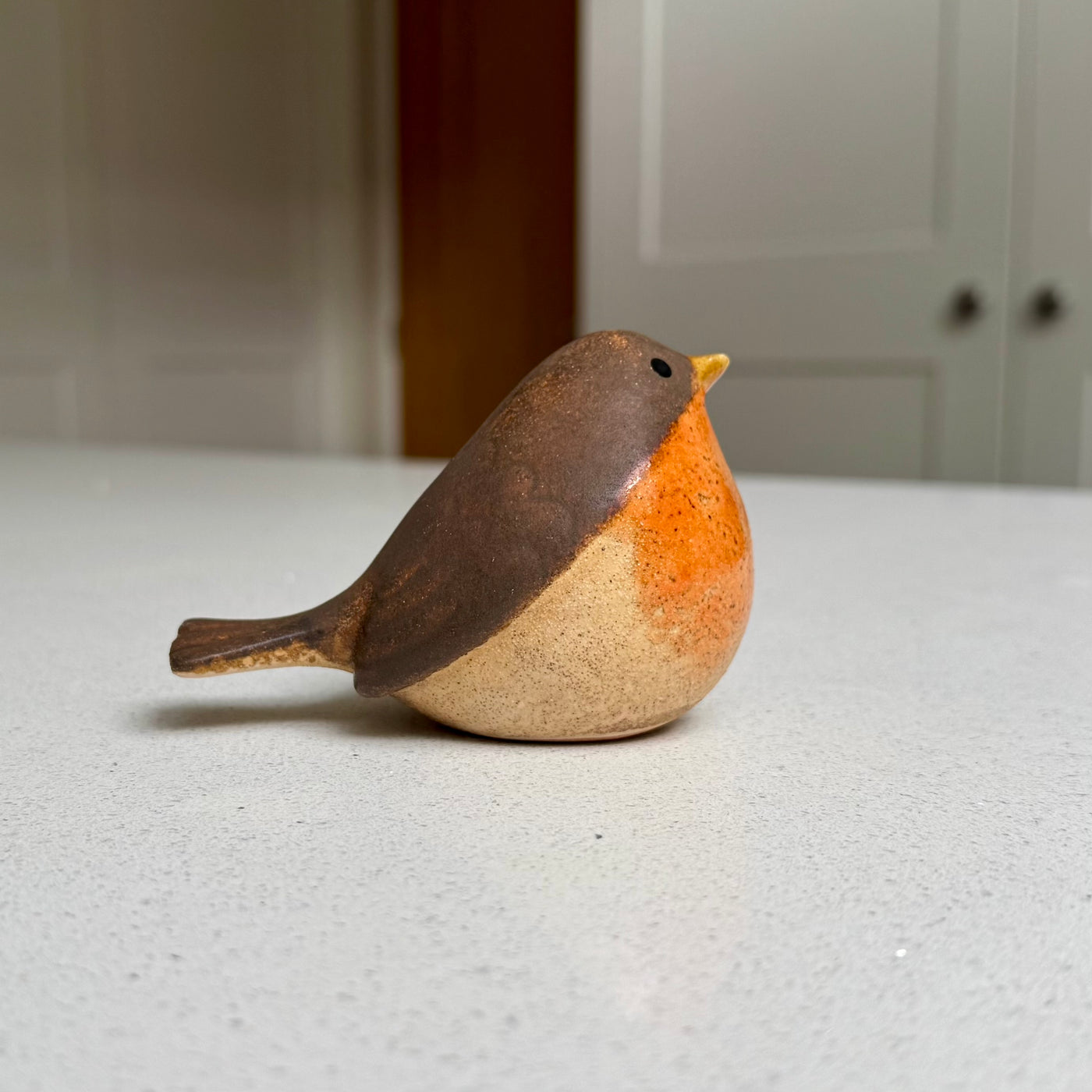 Medium Orange-Breasted Ceramic Robin Ornament – Two Poses