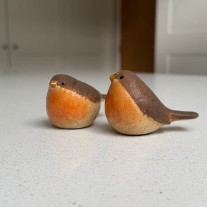 Small upright orange-breasted ceramic robin