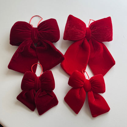 Small Christmas Red Velvet Bow – Christmas Tree & Wreath Decoration