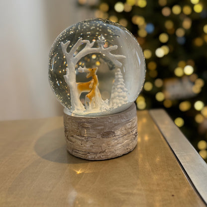 Large Deer Star of Bethlehem Snow Globe 15.5cm