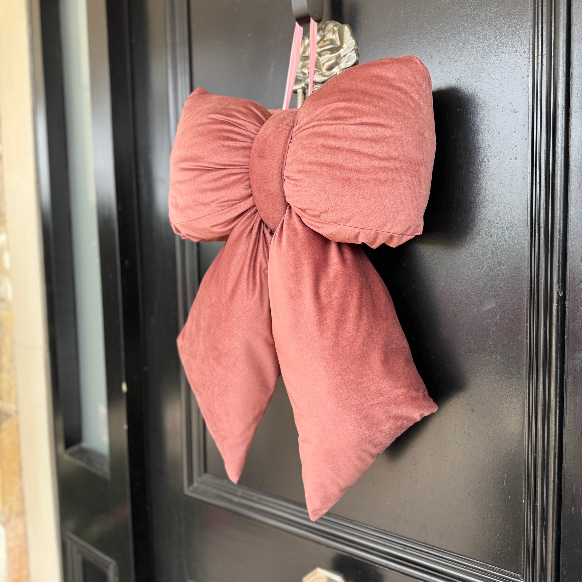 Mauve Pink Velvet Plush Bow – Large (35cm x 25cm)