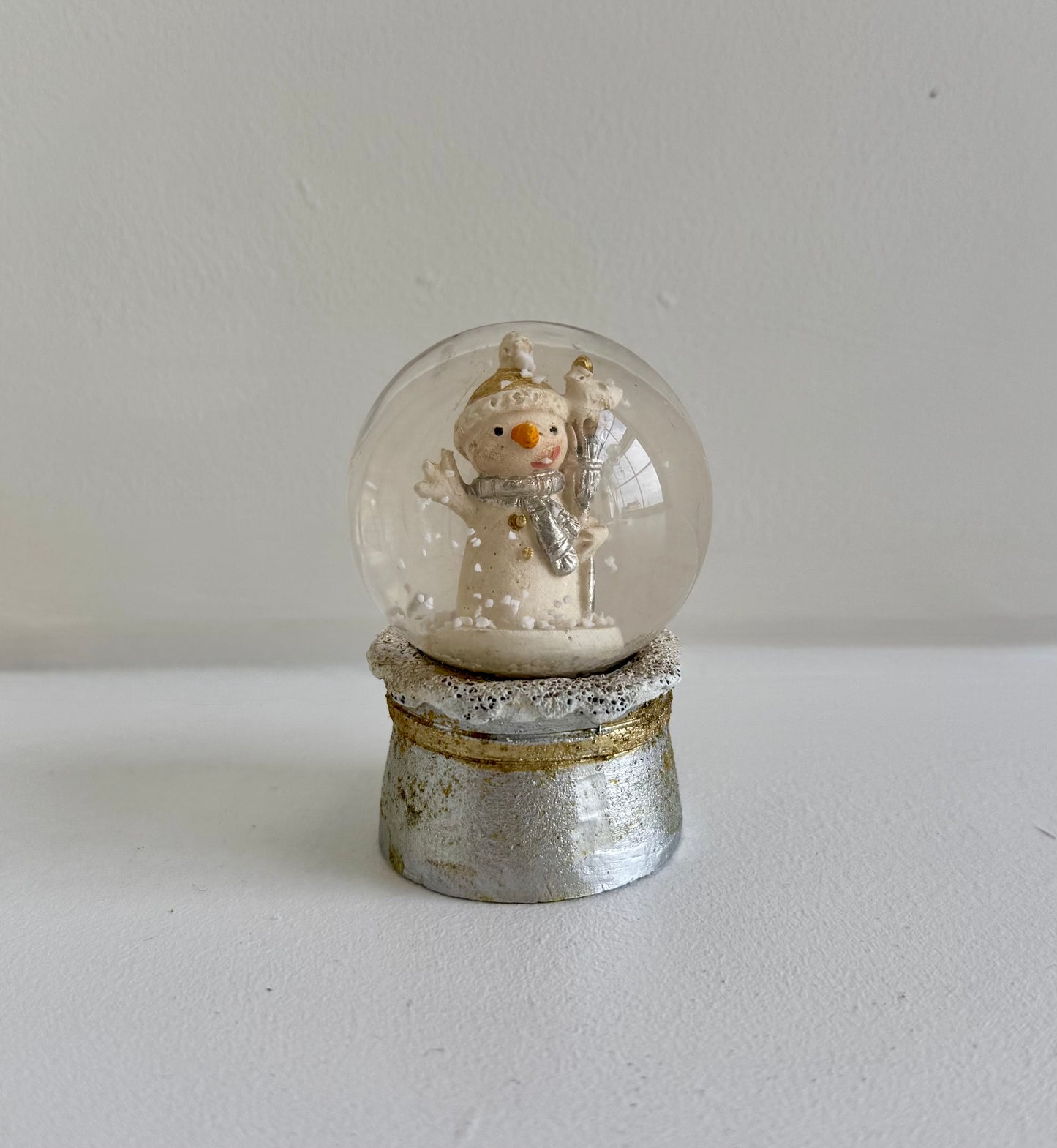 Mini Snow Globes with Snowmen - assorted
