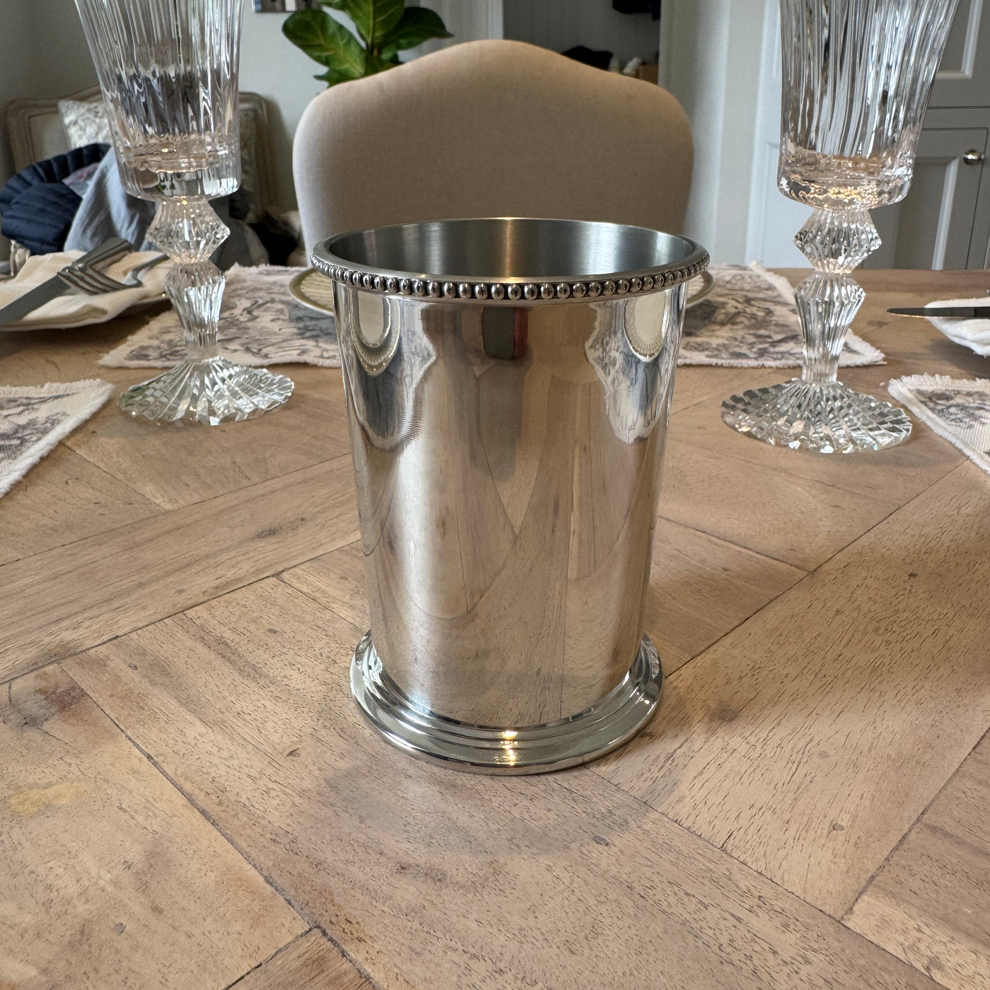 Classic polished pewter decorative vessel 10cm