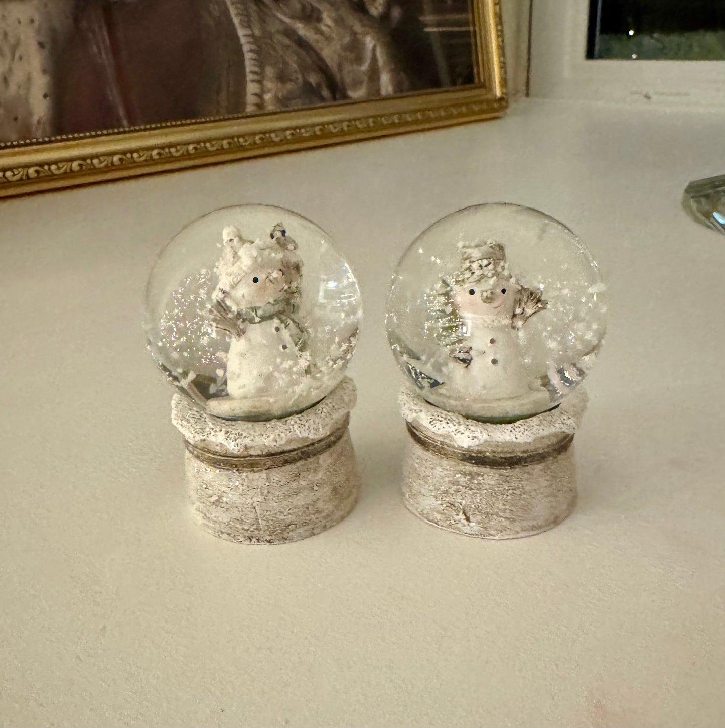 Mini Snow Globes with Snowmen - assorted