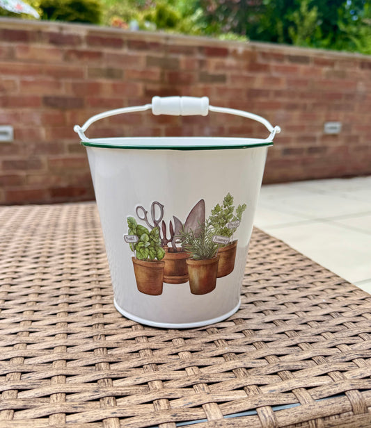 Decorative Metal Planter in White 13.5cm