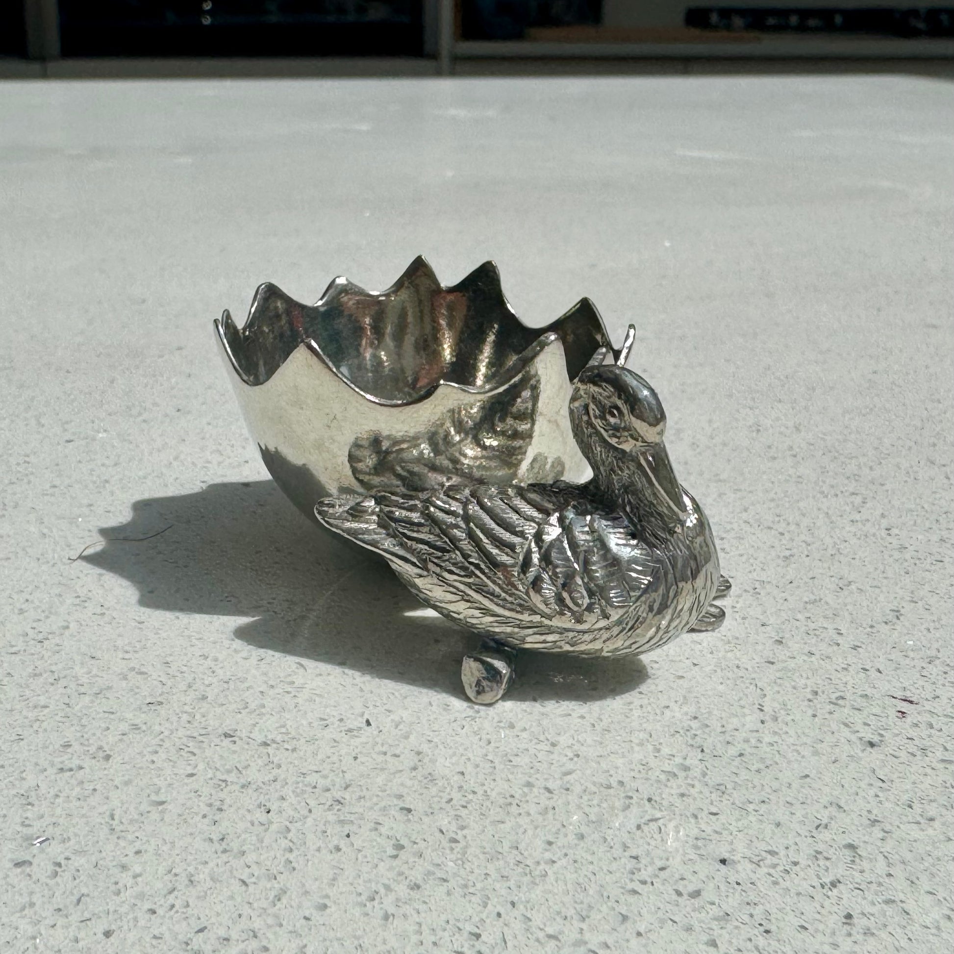 Duck Egg Cup Holder in Pewter