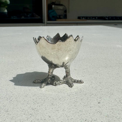 Pewter egg cup with chick feet 6cm – Woollaston White