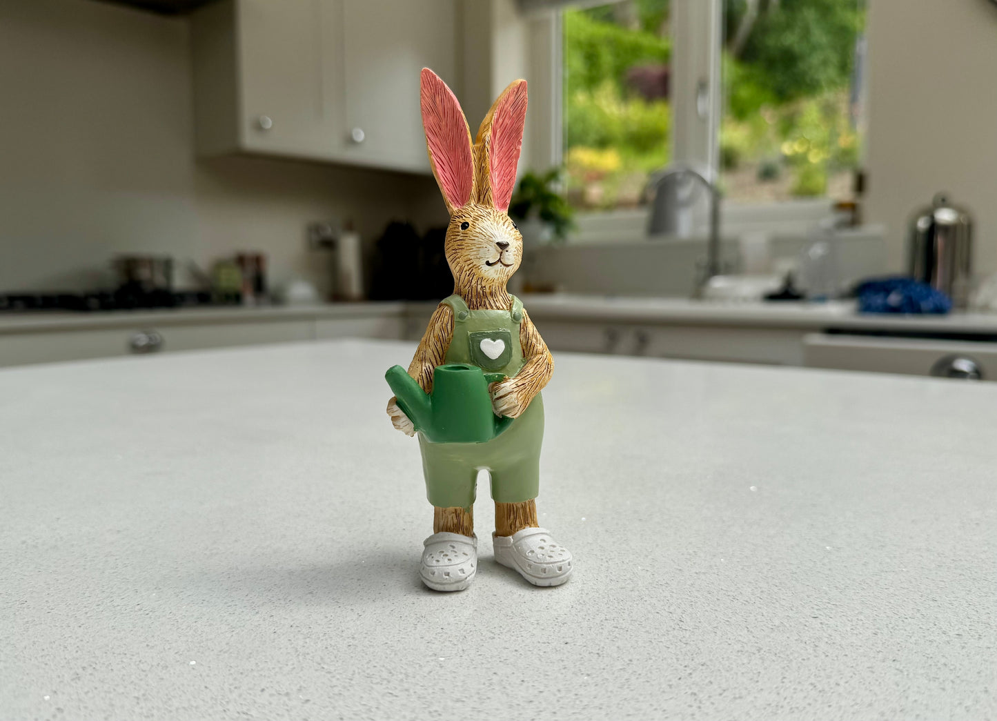 Gardening Rabbit Ornament with Watering Can