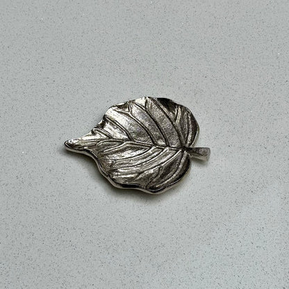 Mini Decorative Leaf Bowl in Cast Aluminium