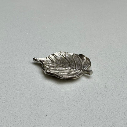 Mini Decorative Leaf Bowl in Cast Aluminium