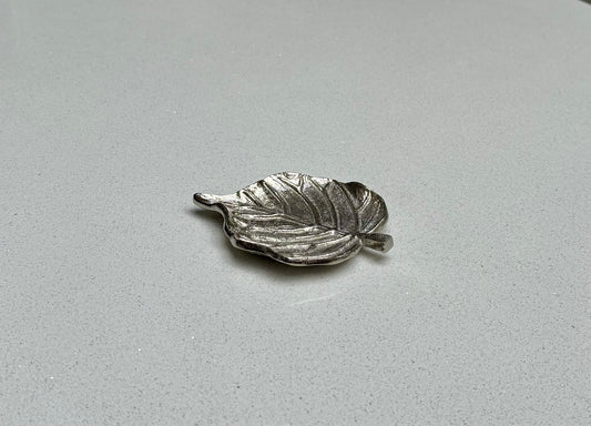 Mini Decorative Leaf Bowl in Cast Aluminium