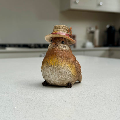 Robin Ornament with Straw Hat