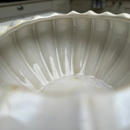White Ceramic Pod Bowl Vase 20cm