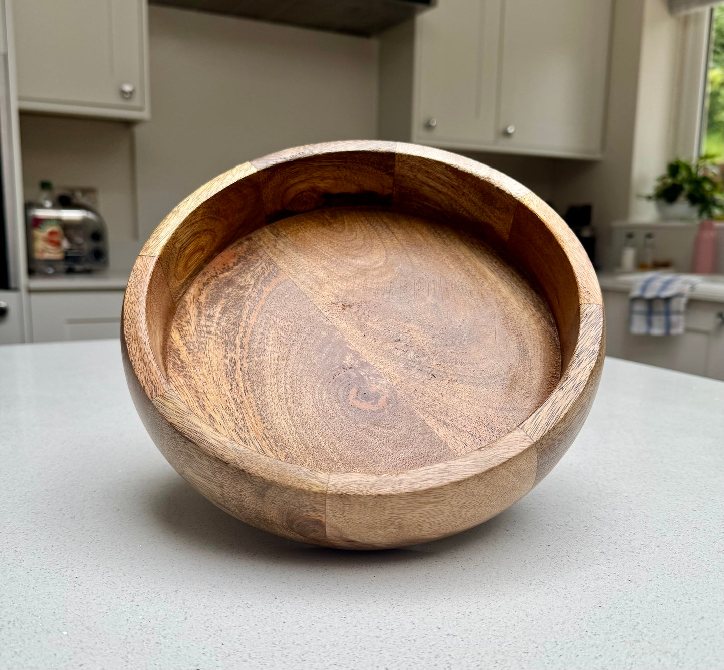 Medium Handcrafted Wooden Serving Tray 25cm