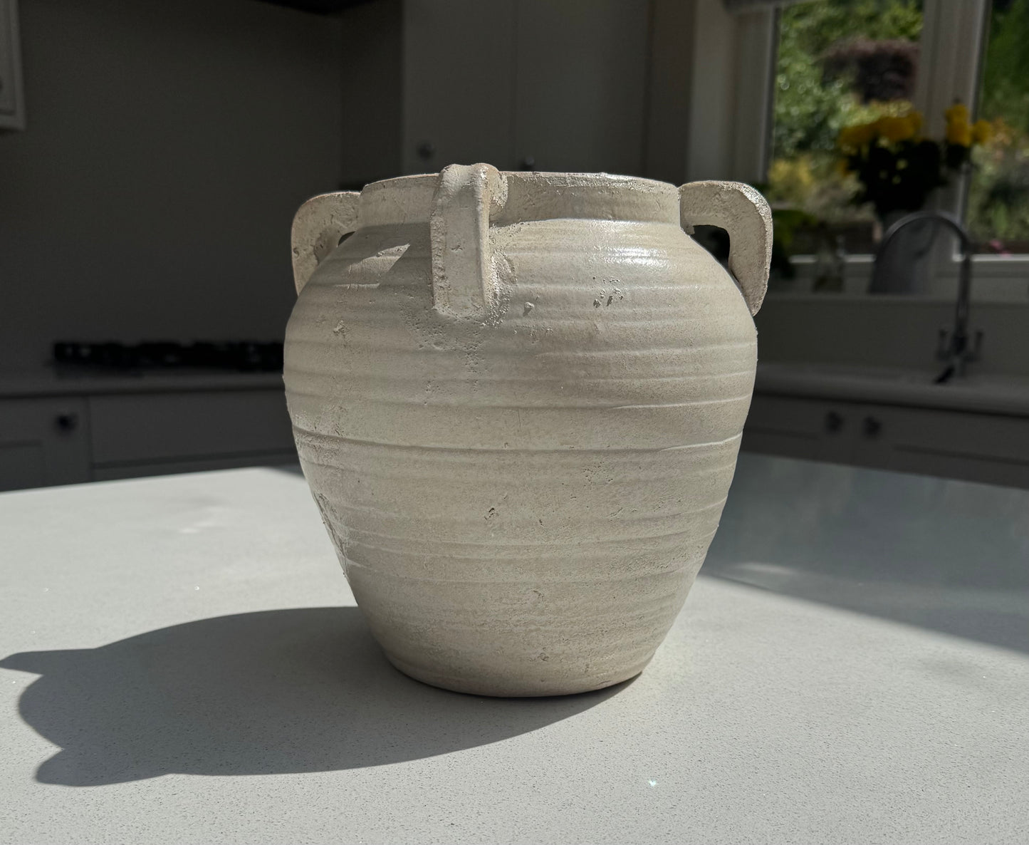 Medium Medora Vase in Pale Ivory 21.5cm