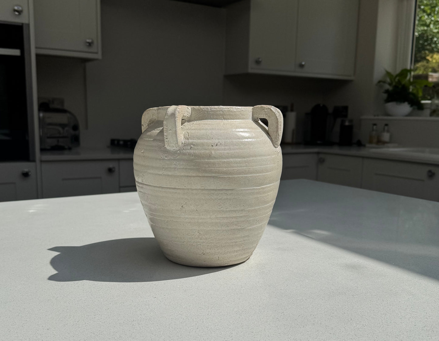 Medium Medora Vase in Pale Ivory 21.5cm