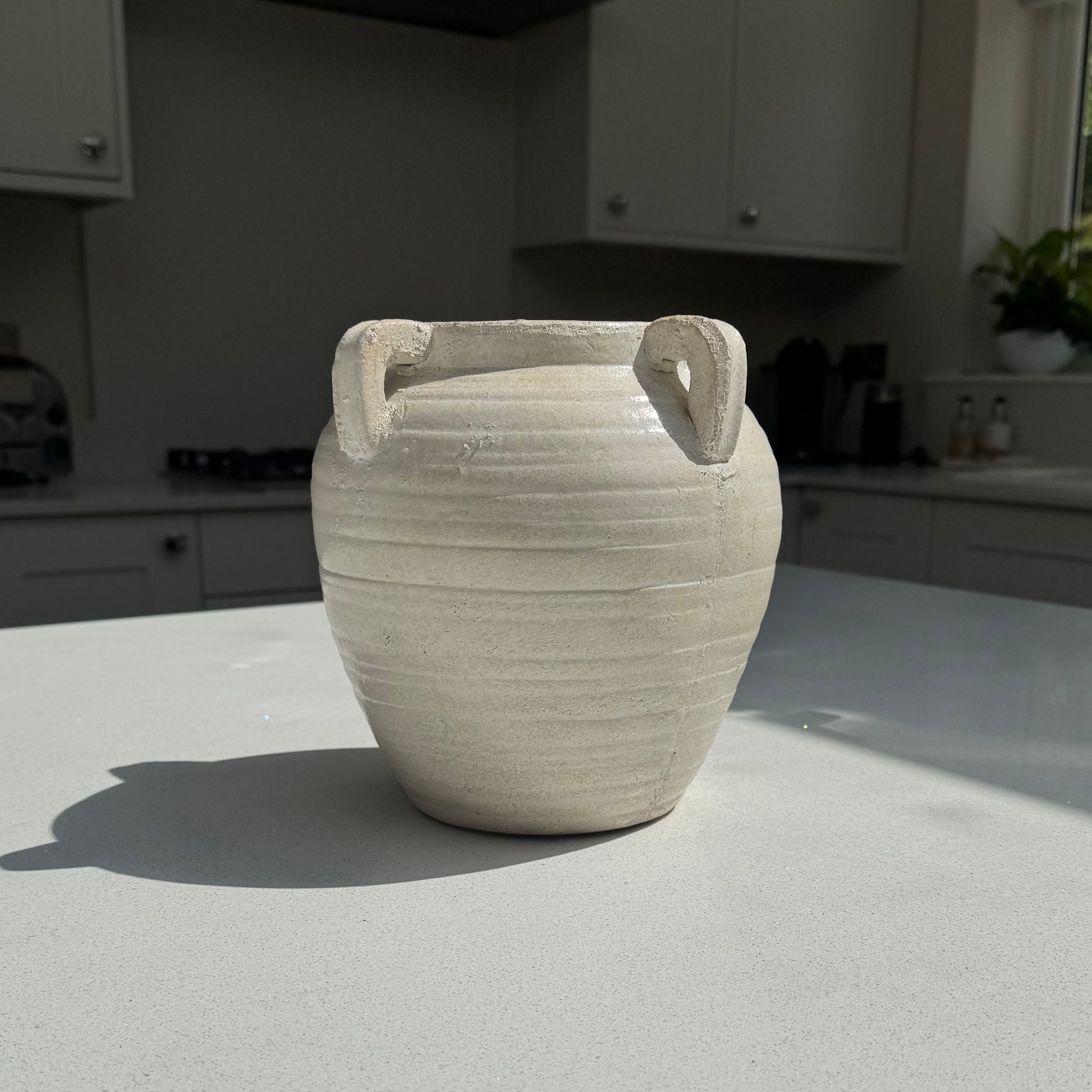 Medium Medora Vase in Pale Ivory 21.5cm