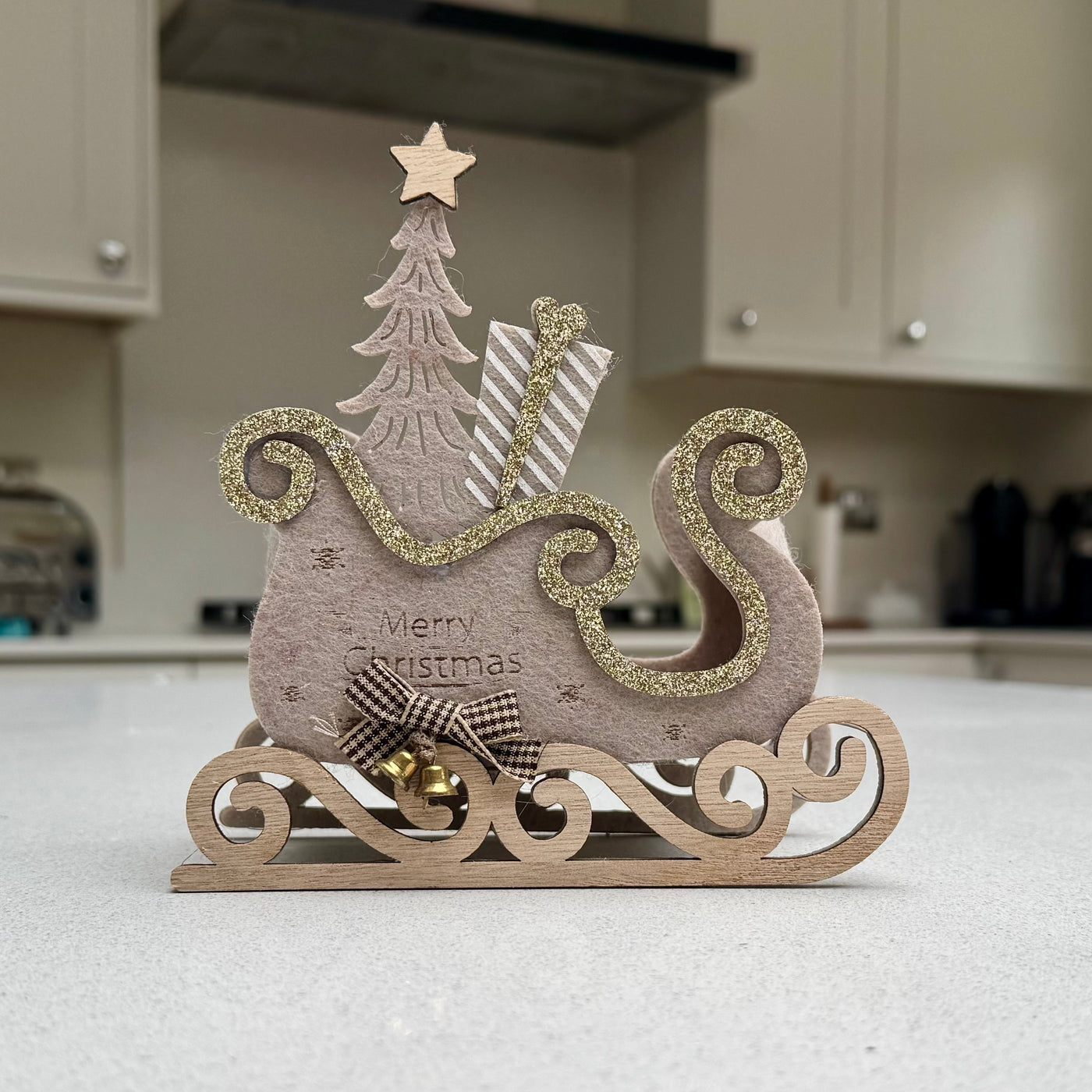 Merrywood Felt Christmas Sleigh Decoration – 21cm