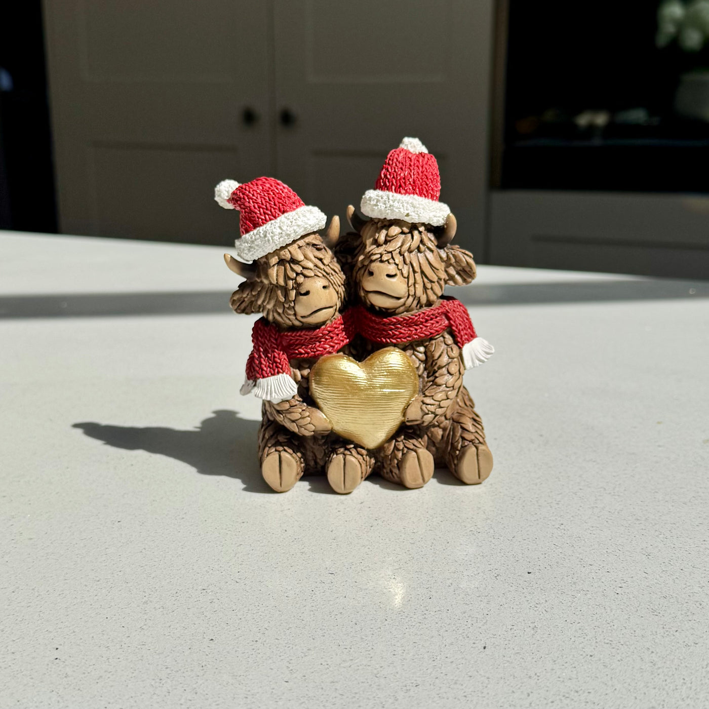 Festive Highland Cow Couple Figurine with Gold Heart