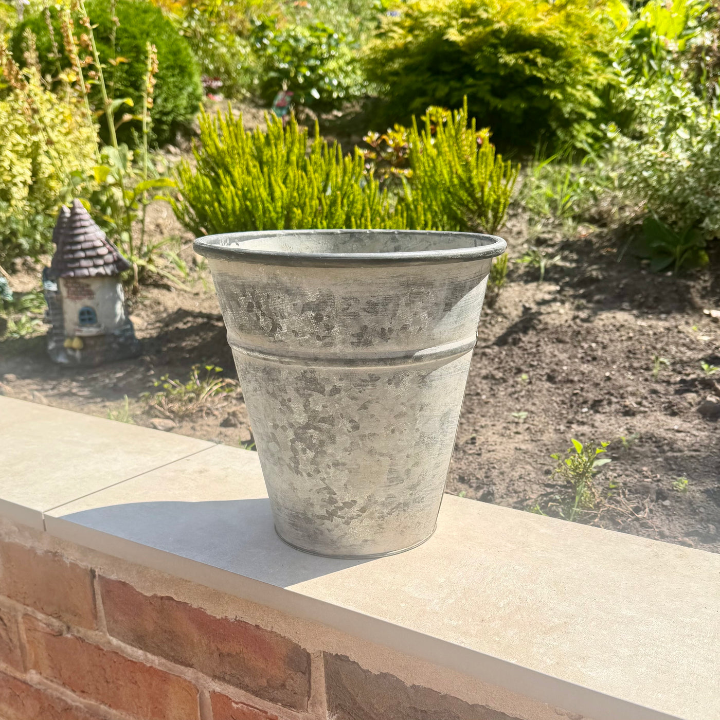 Upcycled Zinc Metal Planter Pot 23cm