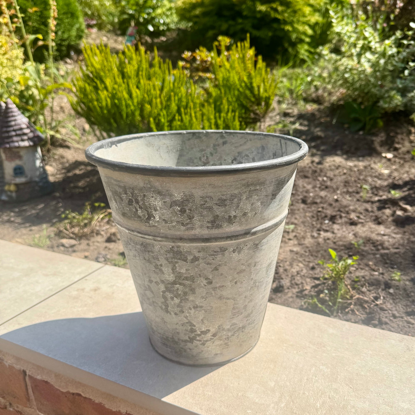 Upcycled Zinc Metal Planter Pot 23cm