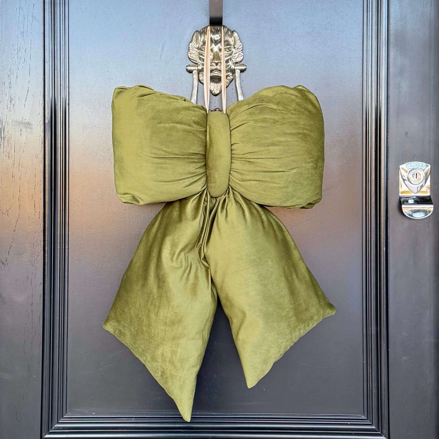 Elegant Plush Bow in Olive Green – Extra Large, Large, Medium – Large (35cm)
