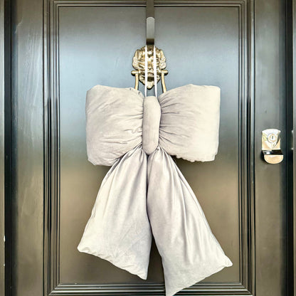 Elegant Plush Bow in Silver – Extra Large, Large, Medium – Large (35cm)