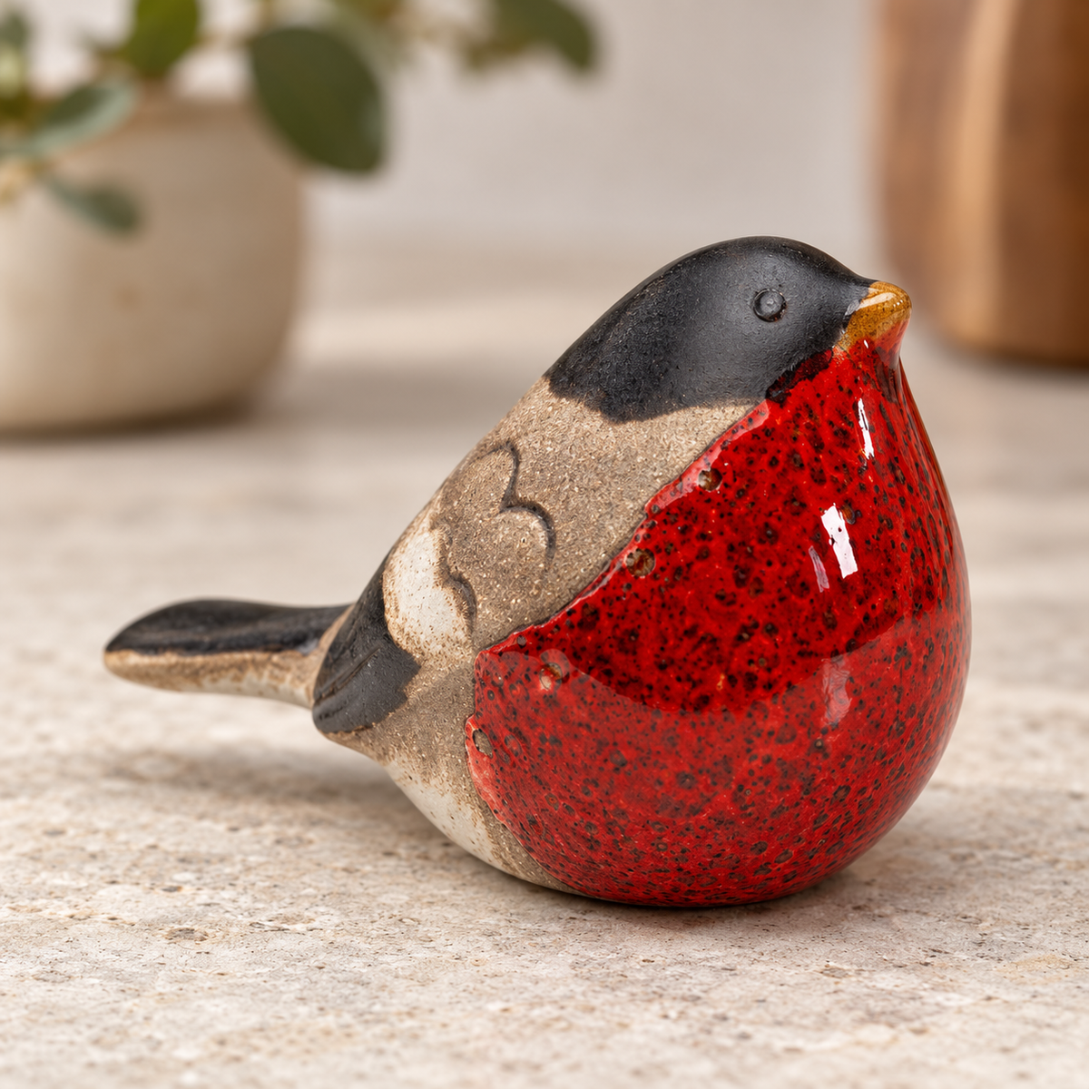 Ceramic Robin Ornament – 8cm Bird Decoration