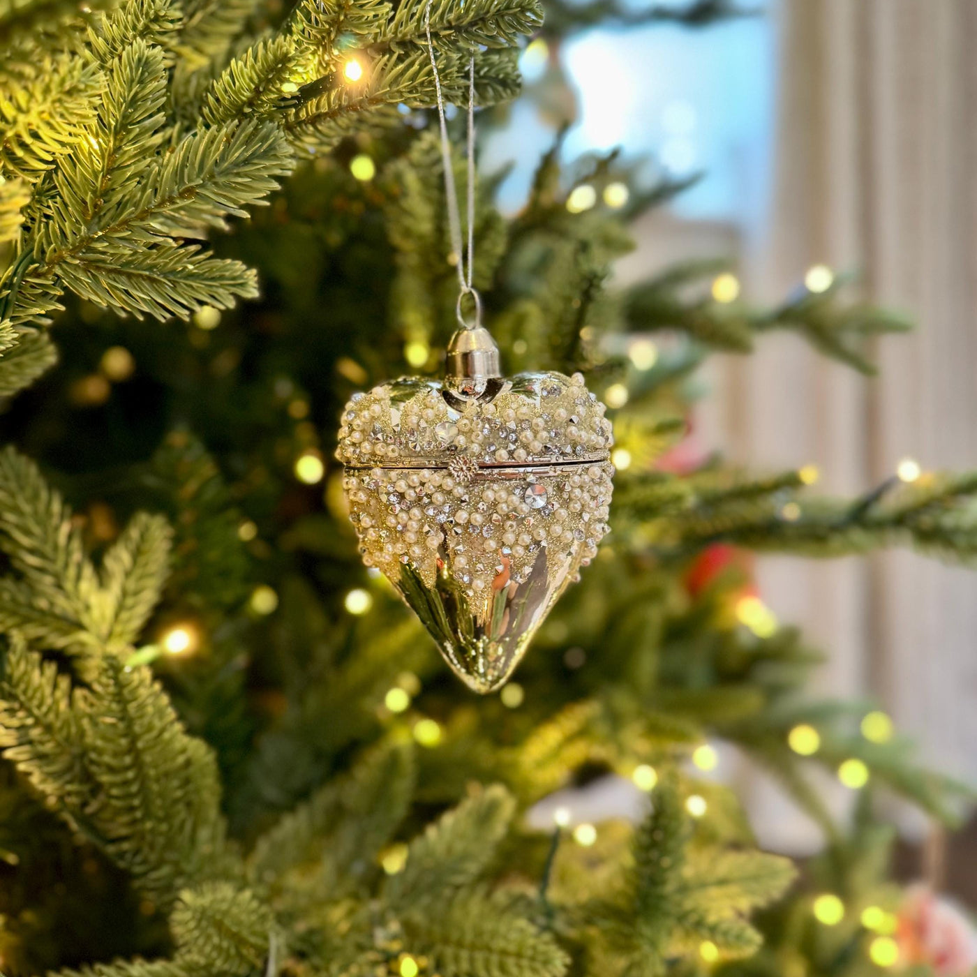 Hand-decorated heart glass bauble with pearl and crystal details