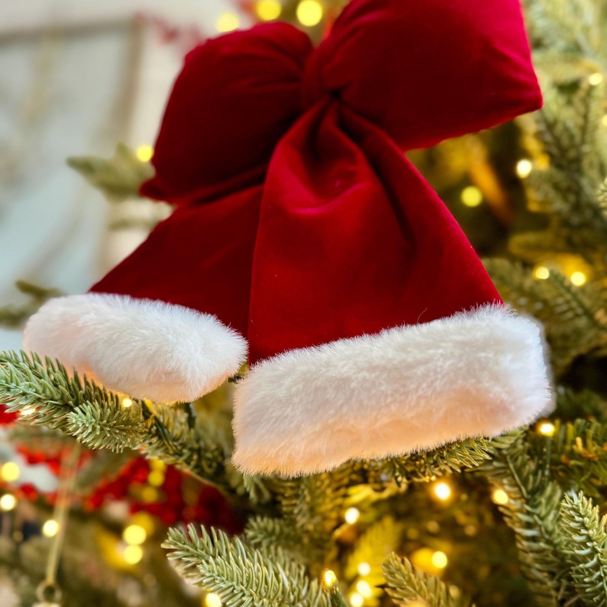 Red Velvet and Faux Fur Christmas Bow – Santa Style Tree Decoration