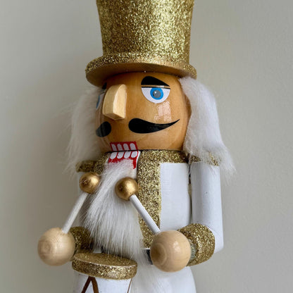 Hand-Painted 26cm White & Gold Nutcracker – Classic Wooden Decoration