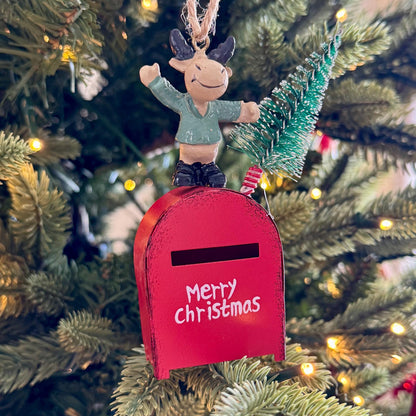Red Mailbox & Reindeer Christmas Bauble – Metal ornament for Christmas Tree