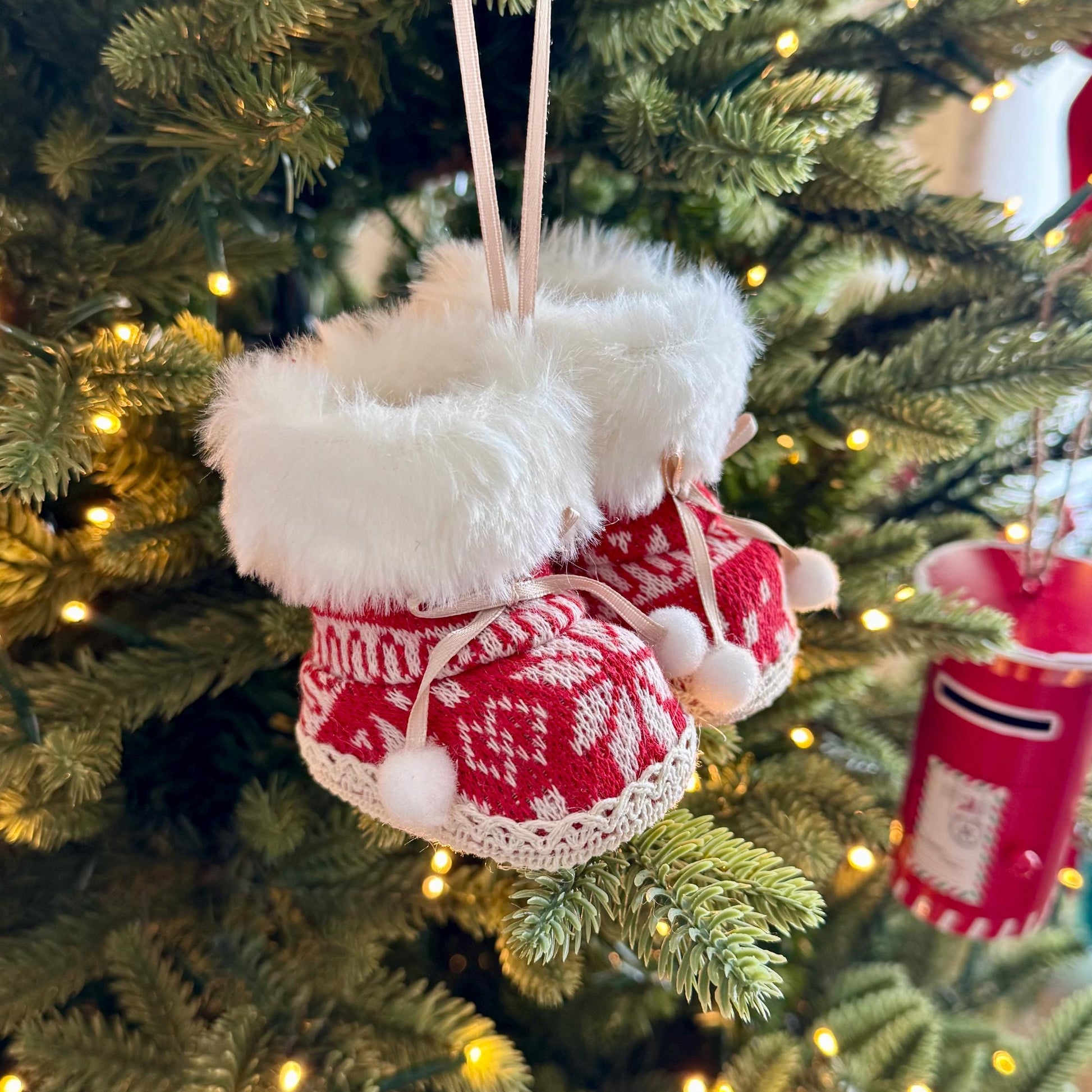 Knitted Christmas Boot Bauble with White Faux Fur