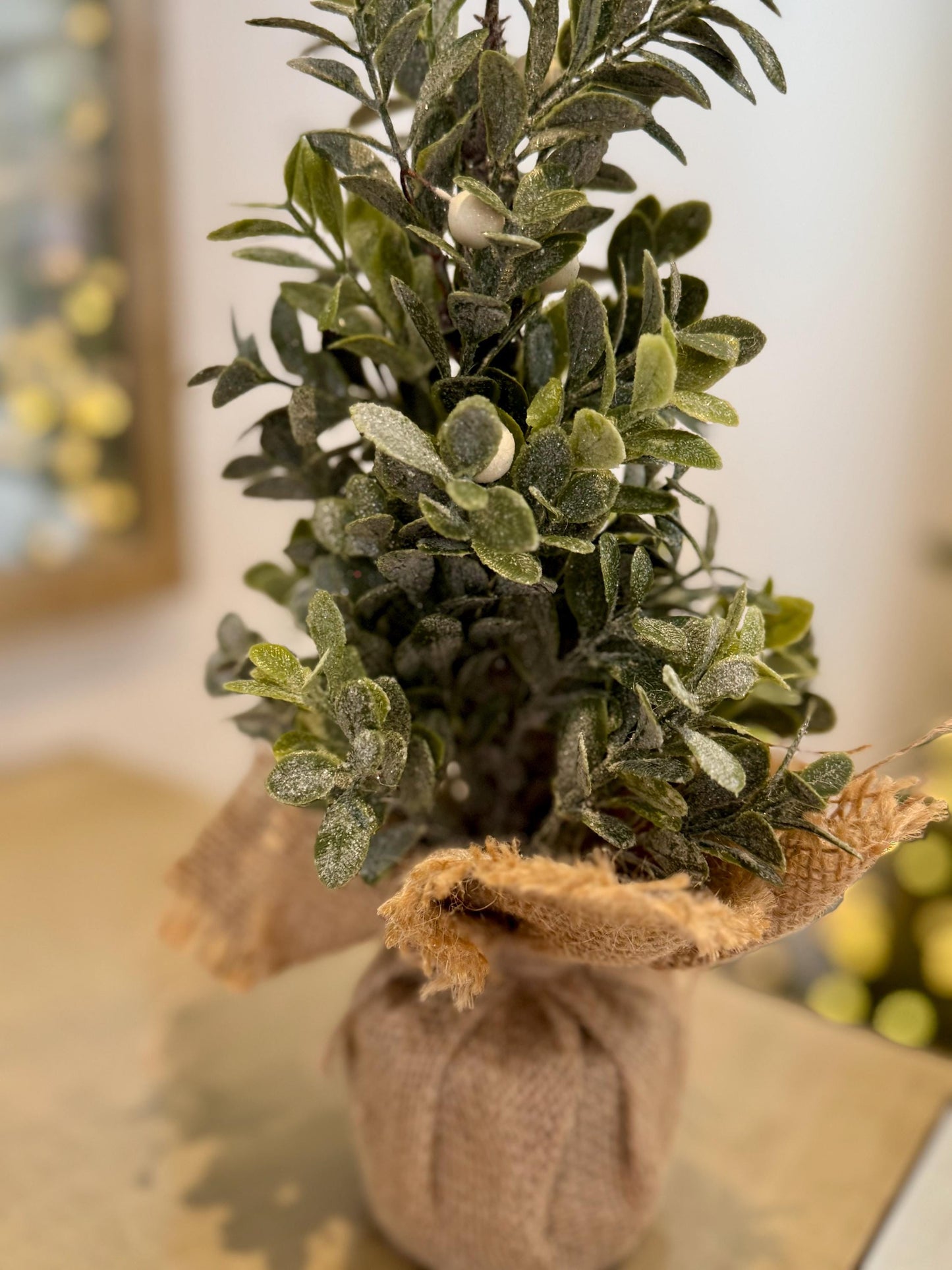 Mini Frosted Eucalyptus Tree – 25cm Rustic Winter Tabletop Decoration with Burlap Base