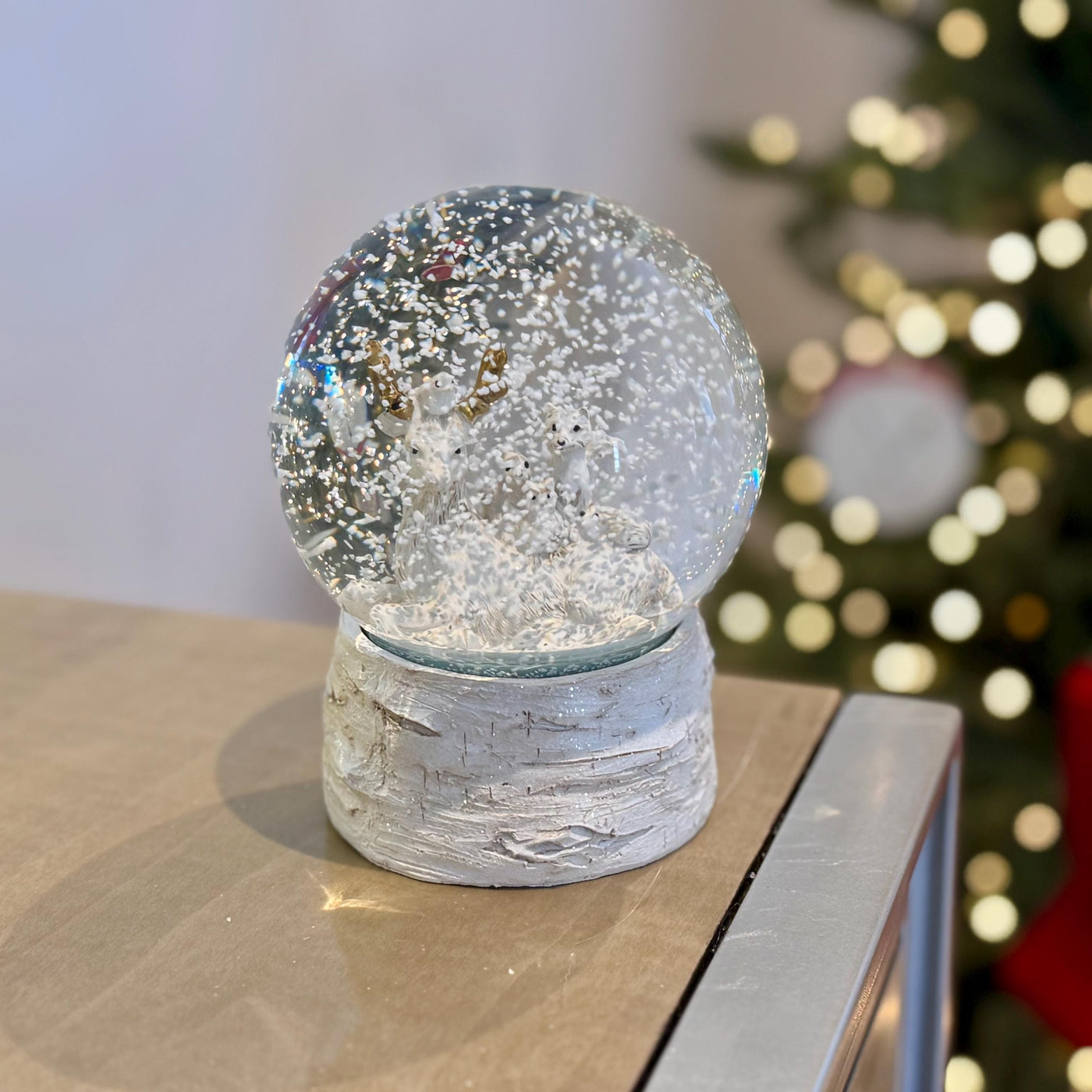 Deer & Woodland Christmas Snow Globes in various sizes – Luxury Holiday Decor – 13.5cm Deer Beige