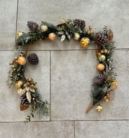 Luxury Gold Bauble & Pinecone Christmas Garland - 180cm Mantelpiece